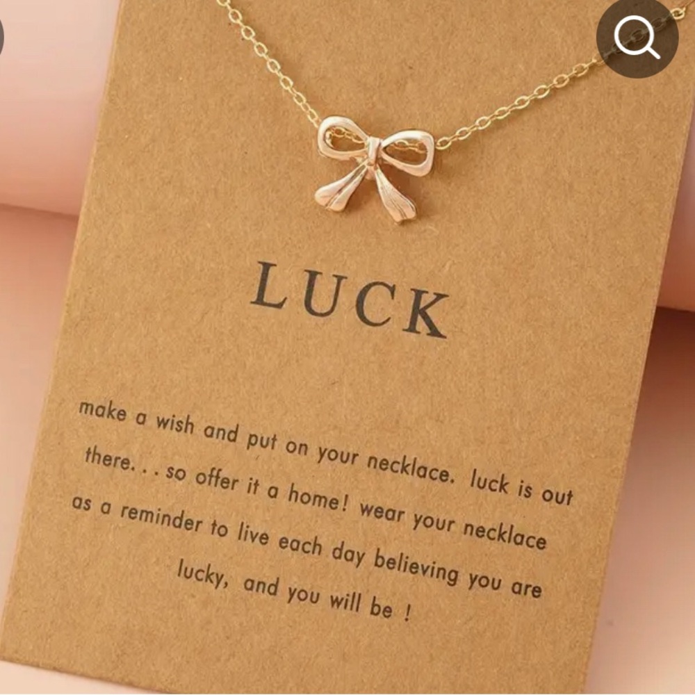 gold bow necklace